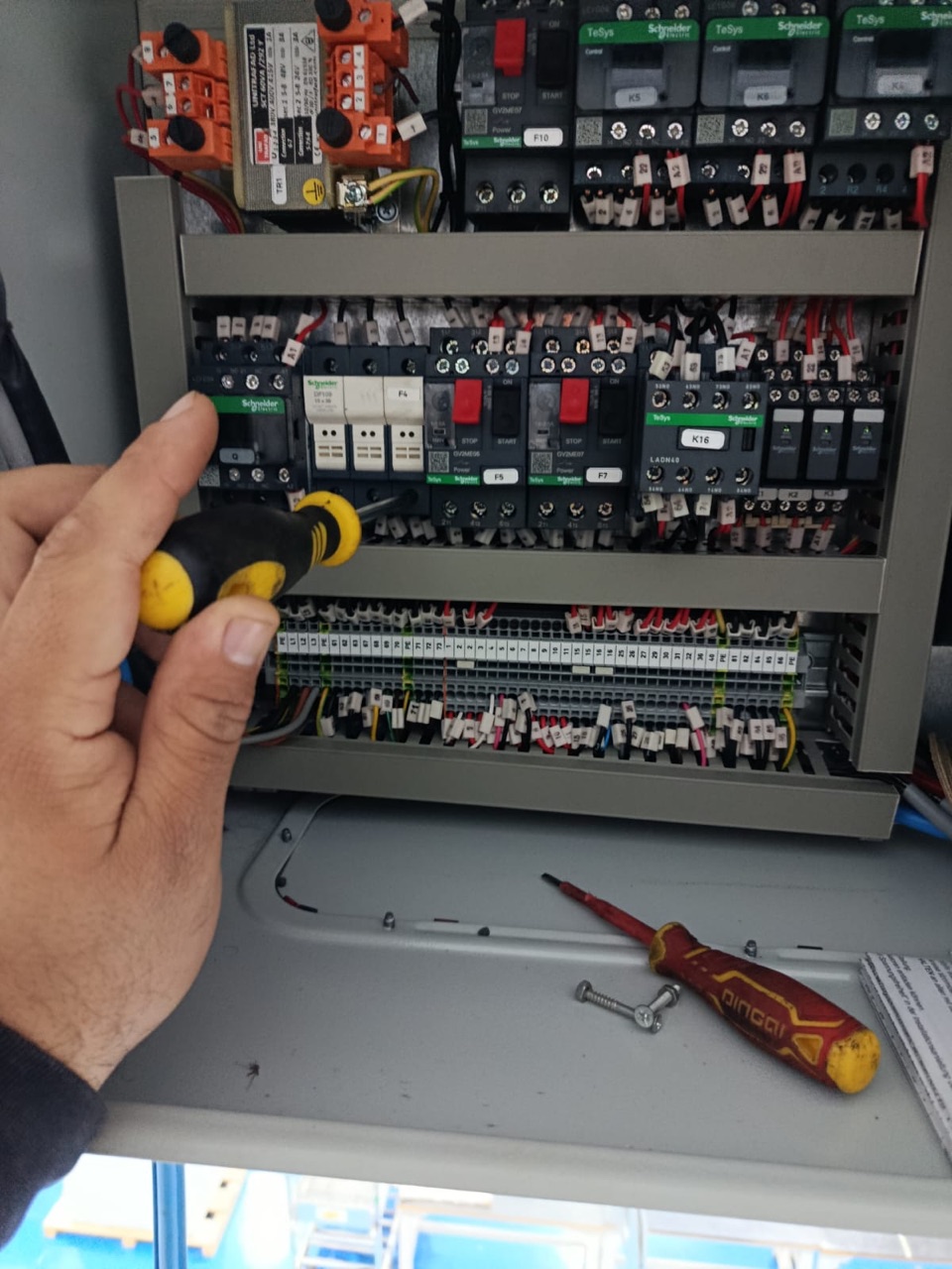 Révision & Câblage Électrique